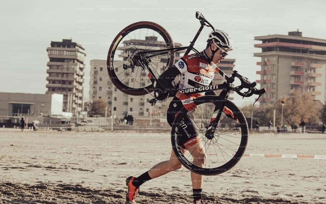 Tanto di cappello allo spettacolo del ciclocross