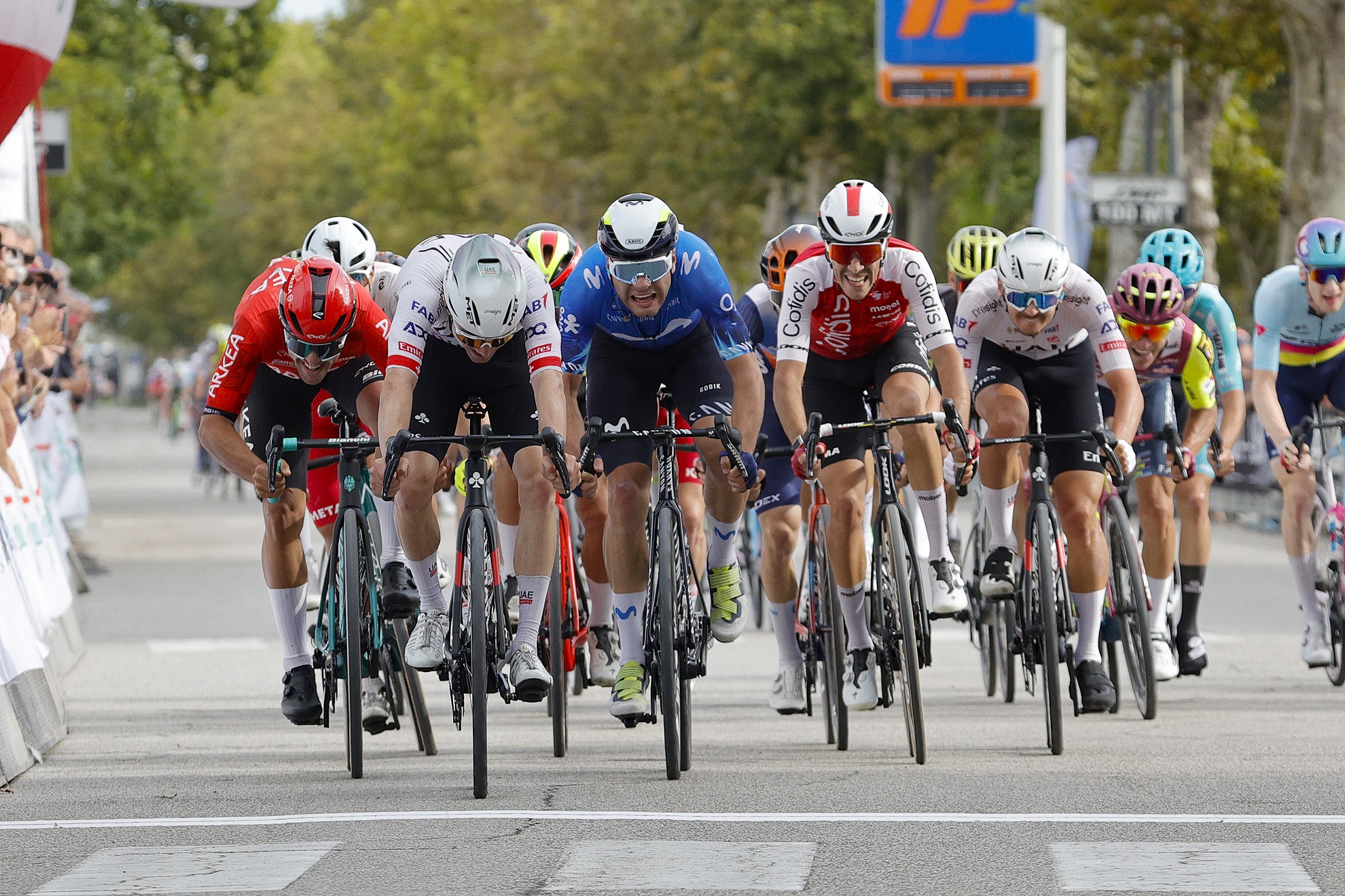 LO SVIZZERO MARC HIRSCHI VINCE