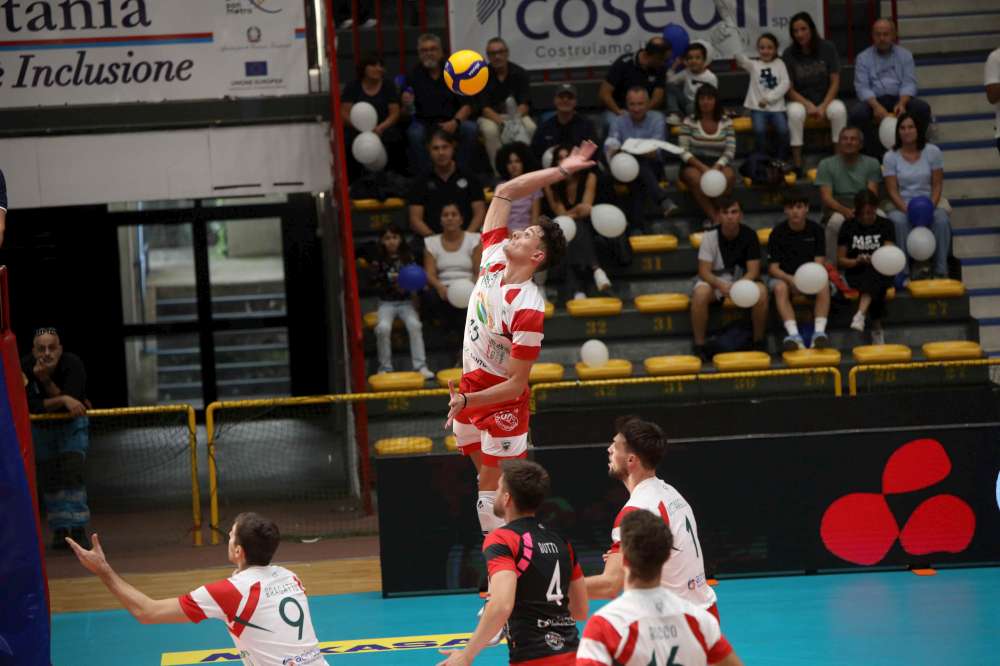 Volley A2M: A Cantù non riesce l’impresa