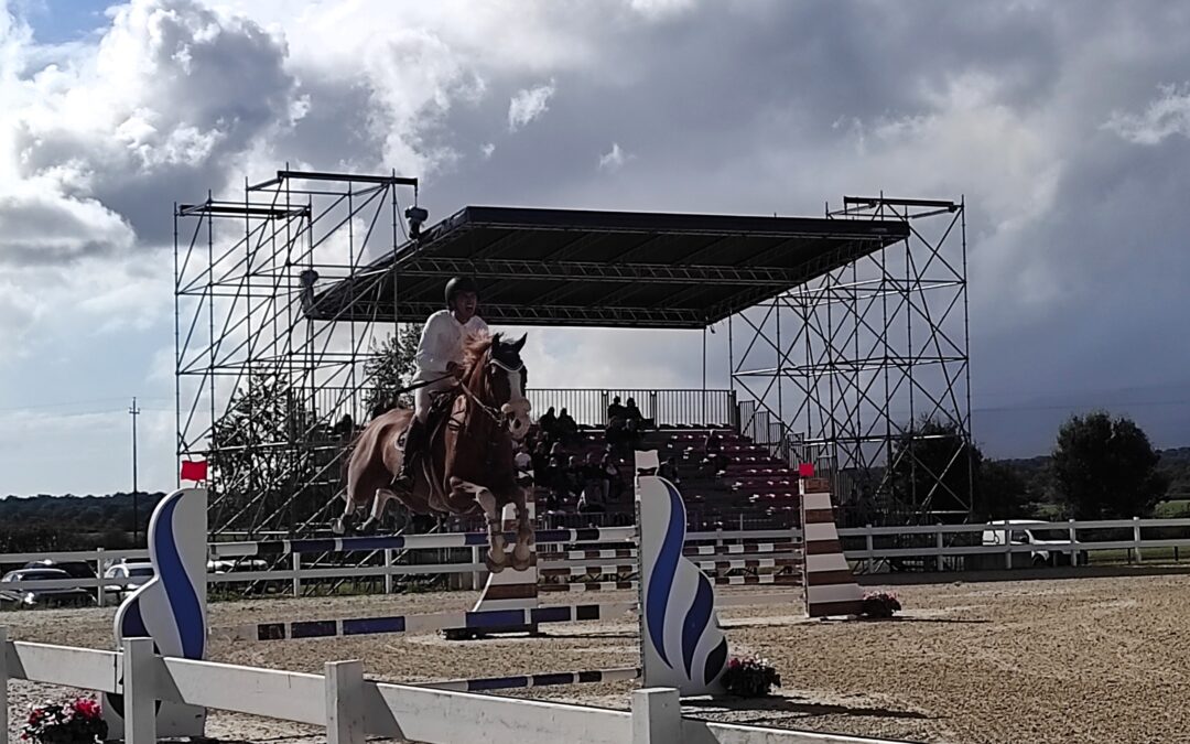 Salto ostacoli: a Tanca Regia Simonetti vince