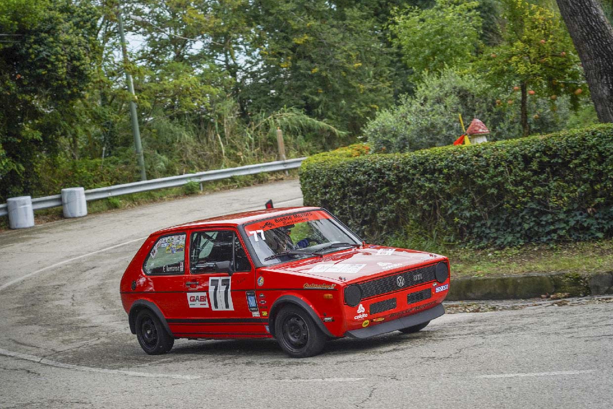 I PILOTI GRETARACING IMPEGNATI IN PISTA E IN SALITA