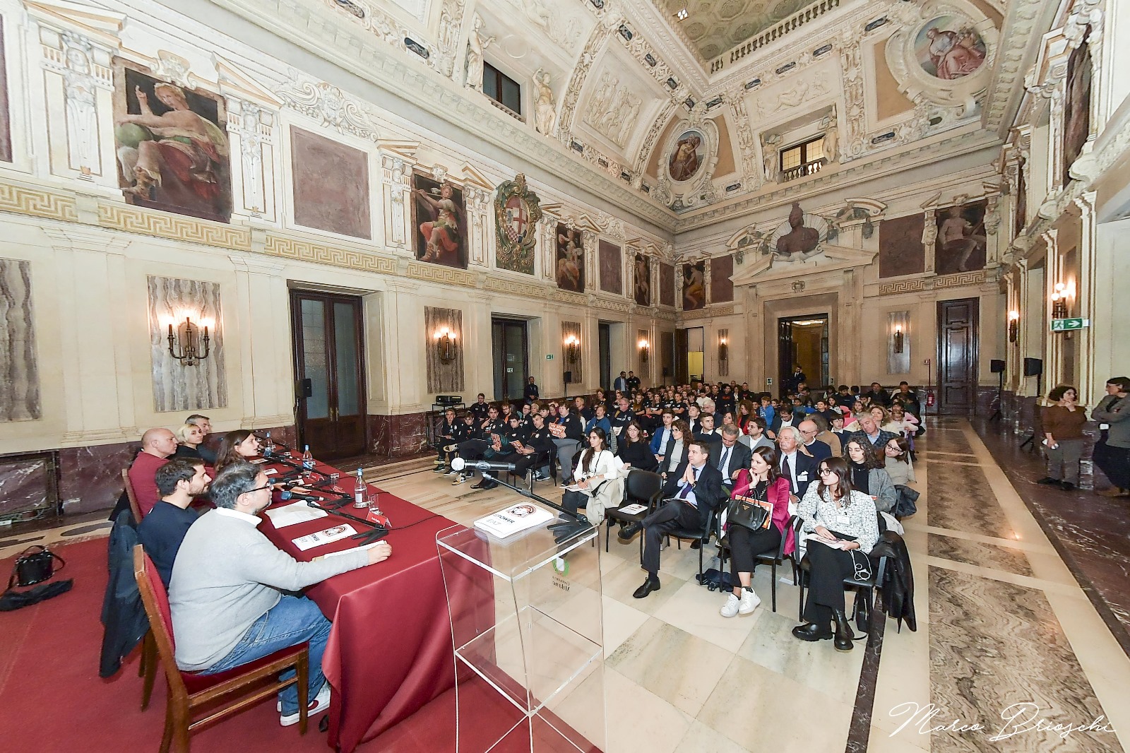 IL CLUB ORANGE A PALAZZO MARINO