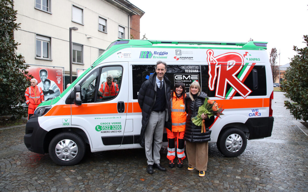 Inaugurata l’Ambulanza Biancorossa