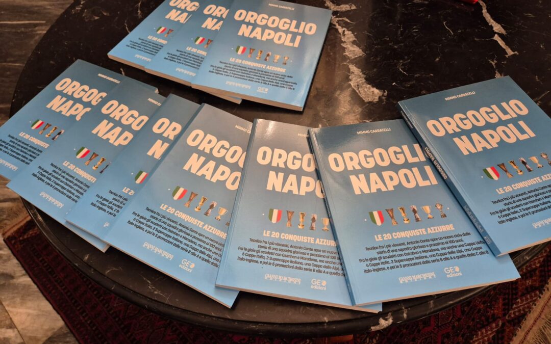 Il libro Orgoglio Napoli di Mimmo Carratelli